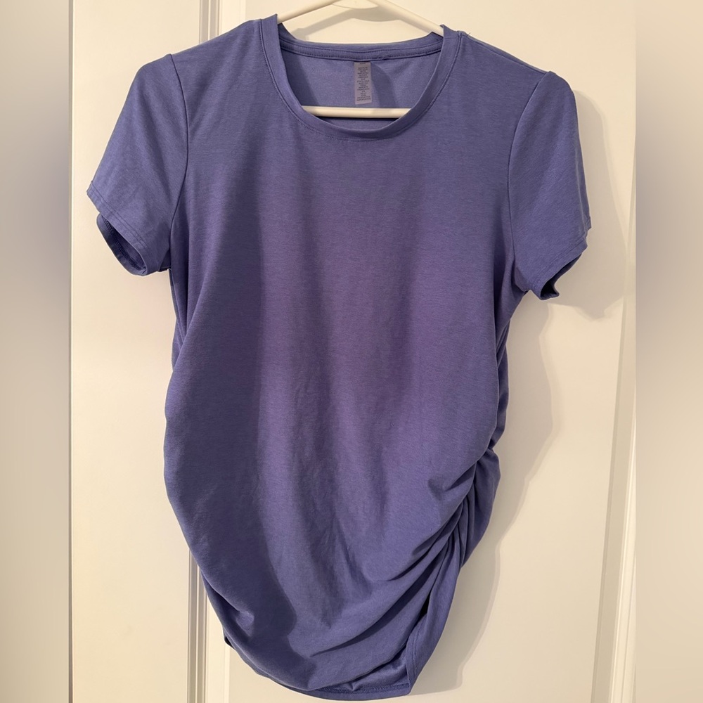 Beyond the Bump T-shirt size small